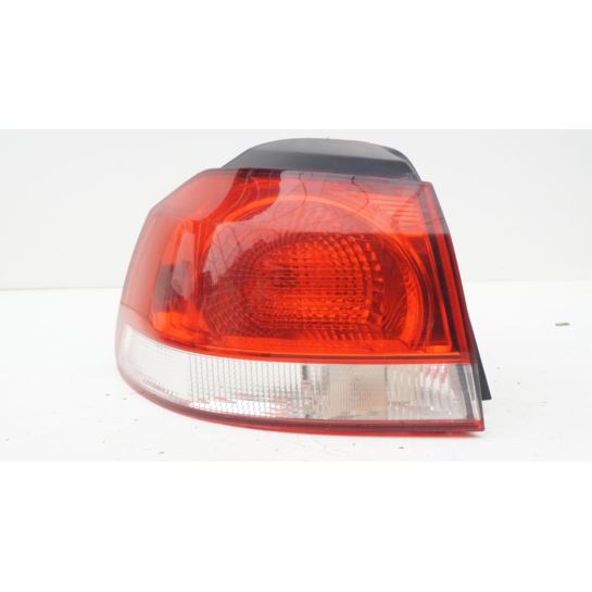 Lampa tylna lewa VW GOLF VI 5K0945095E
