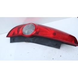 Lampa tylna lewa Opel Agila 89071595