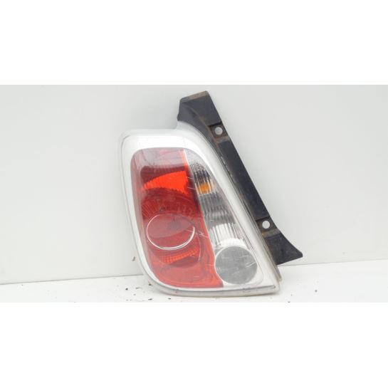 Lampa tył lewa Fiat 500 27043101