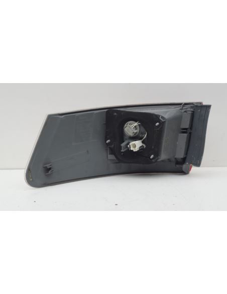 Lampa tylna lewa Toyota AVENSIS T27 09-11