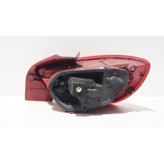 Lampa lewa tylna Seat IBIZA IV lift 6J3945095L
