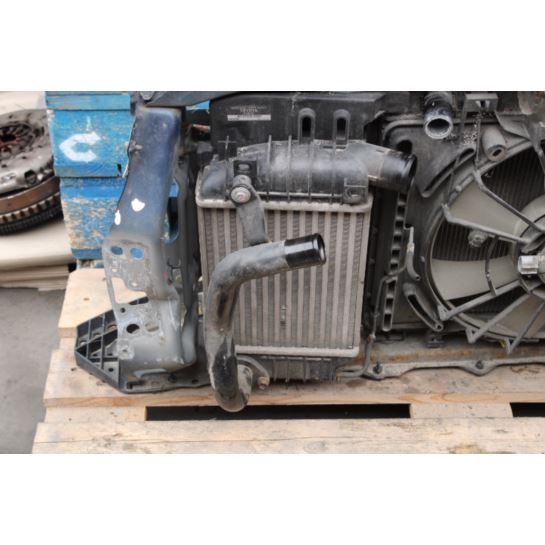 Pas przedni kompletny Toyota YARIS PAS KOMPLETNY 6