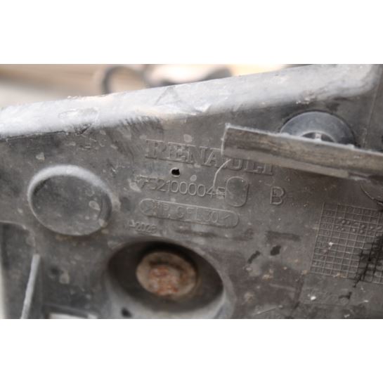 Pas przedni z chłodnicami Renault 752100004R