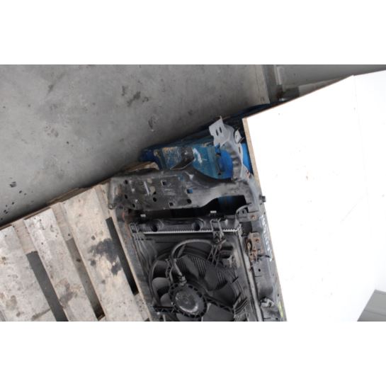 Pas przedni kompletny Nissan QASHQAI