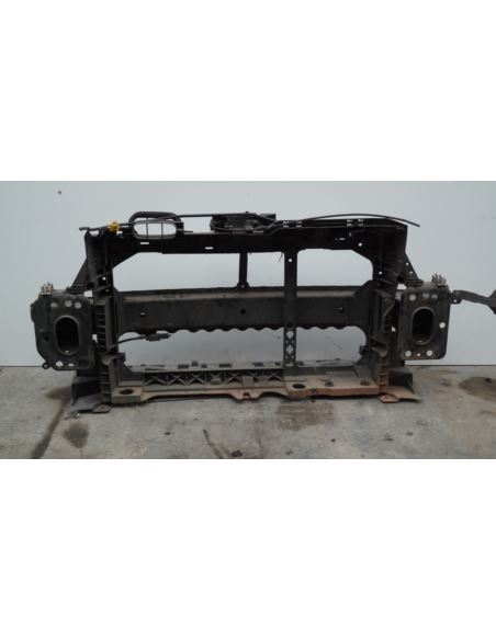 Pas przedni belka Ford FIESTA MK7