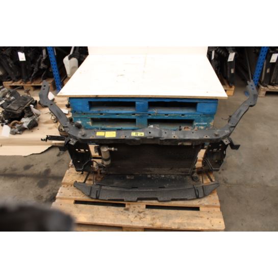 Pas przedni kompletny Nissan QASHQAI
