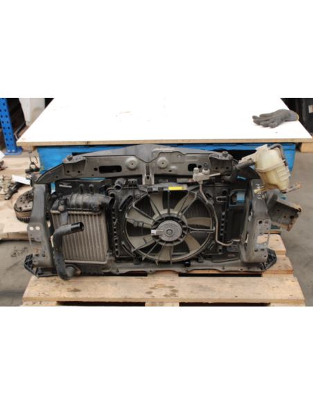 Pas przedni kompletny Toyota Auris MF422750-0492