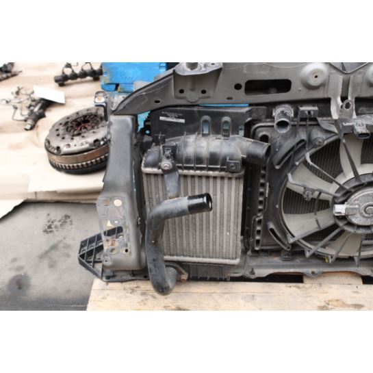 Pas przedni kompletny Toyota Auris MF422750-0492