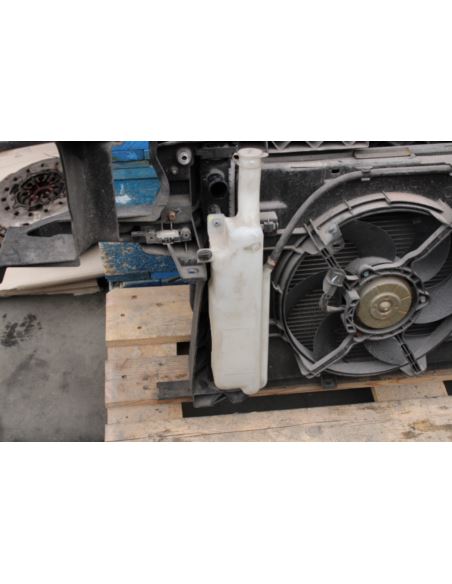 Pas przedni kompletny Mitsubishi COLT