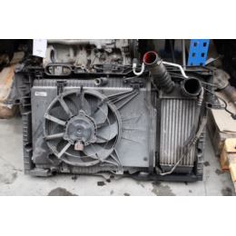Pas przedni chłodnice wentylator 8V51-8C607-EF