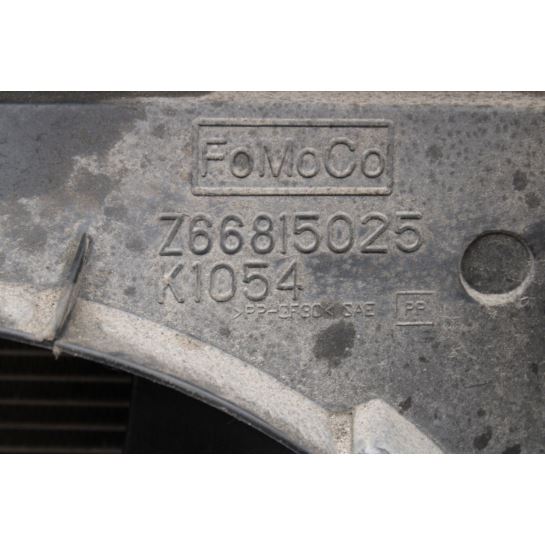 Pas przedni chłodnice wentylator Mazda Z66815025
