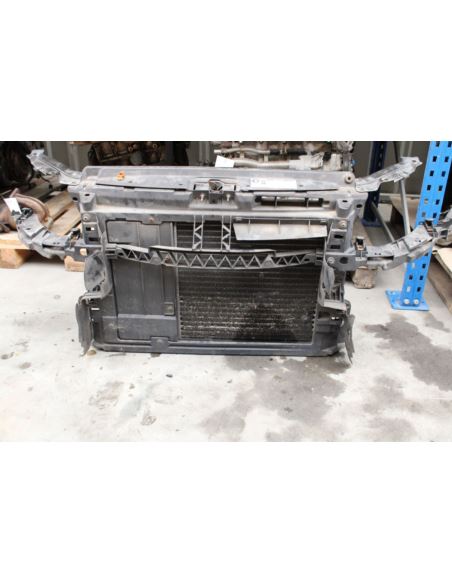 Pas przedni chłodnice VW POLO IV 6R 6R0806249