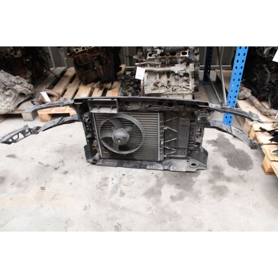Pas przedni chłodnice VW POLO IV 6R 6R0806249
