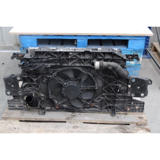 Pas przedni kompletny Renault SCENIC 752100007R