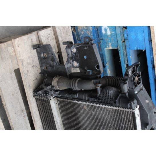 Pas przedni kompletny Renault SCENIC 752100007R