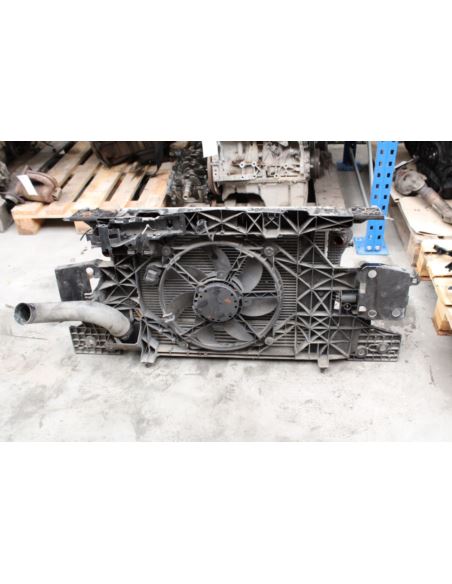 Pas przedni z chłodnicami Renault 752100004R
