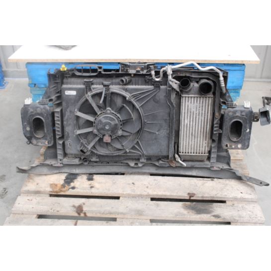 Pas przedni kompletny Ford FIESTA MK7