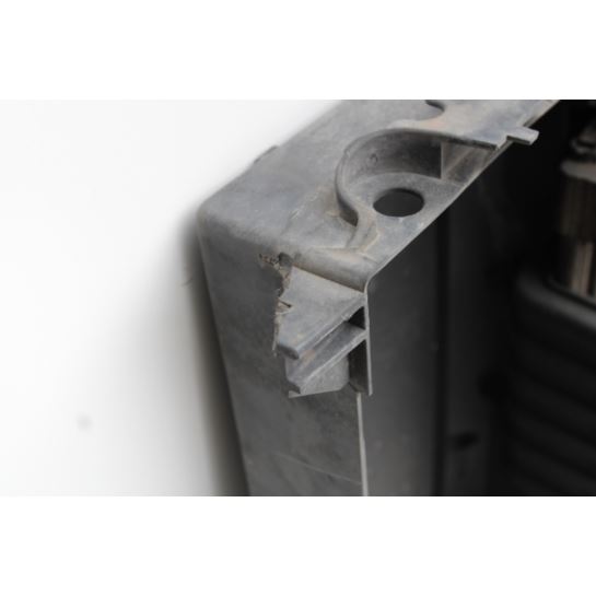 Pas przedni Citroen C4 9823718480