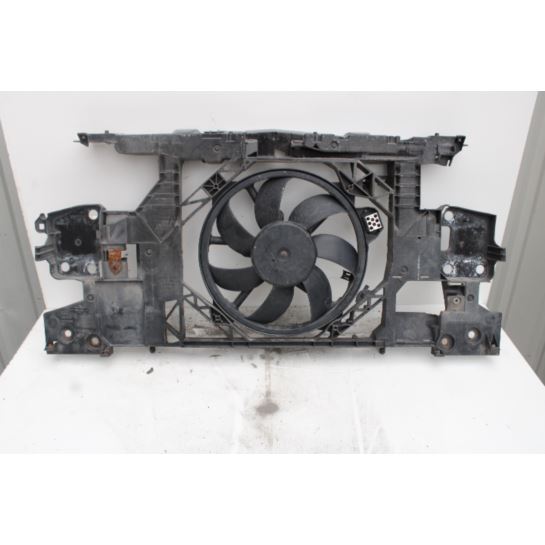 Pas przedni z wentylatorem Renault 752100004R