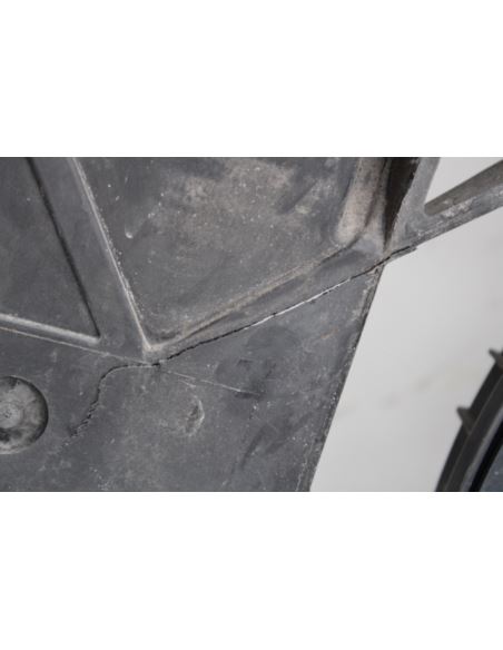 Pas przedni z wentylatorem Renault 752100004R