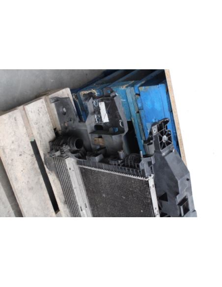 Pas przedni kompletny Renault SCENIC 752100007R