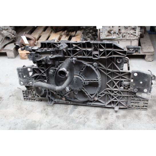 Pas przedni kompletny Renault SCENIC 752100007R