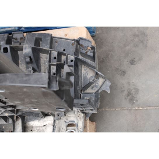 Pas przedni kompletny Renault SCENIC 752100007R/U