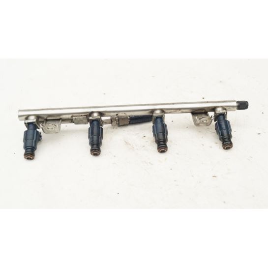Listwa wtryskowa Audi A4 B6 1.8 T 06B133551N