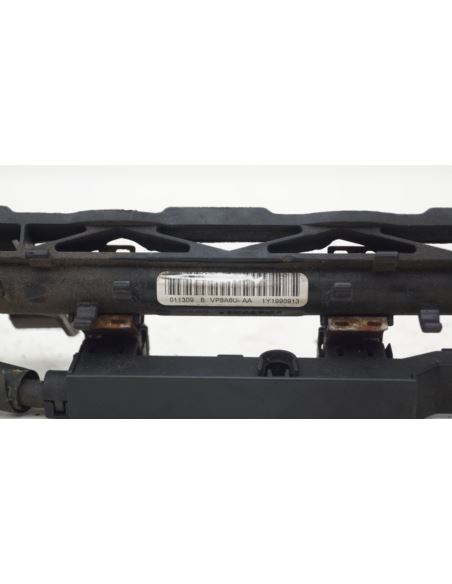 Listwa wtryskowa wtrski Ford FIESTA MK7 1.25B 1.4B