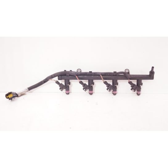Listwa wtryskowa wtryski Renault 1.6 16V