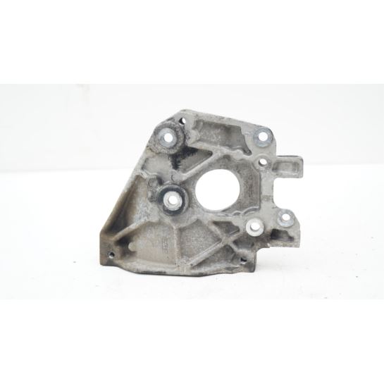 Łapa wspornik silnika Ford Peugeot 1.6 TDCI