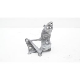Łapa wspornik alternatora Ford Citroen Peugeot 1.6