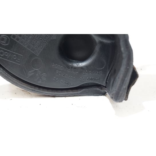 Osłona pokrywa rozrządu Ford FIESTA MK7 1.5 TDCI