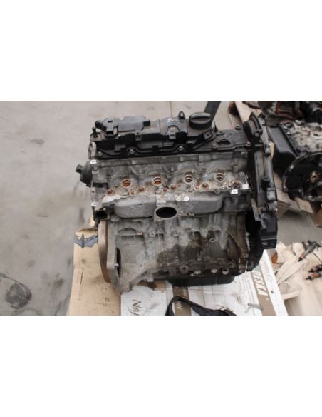 Silnik słupek bez osprzętu Ford Peugeot 1.4 E-HDI