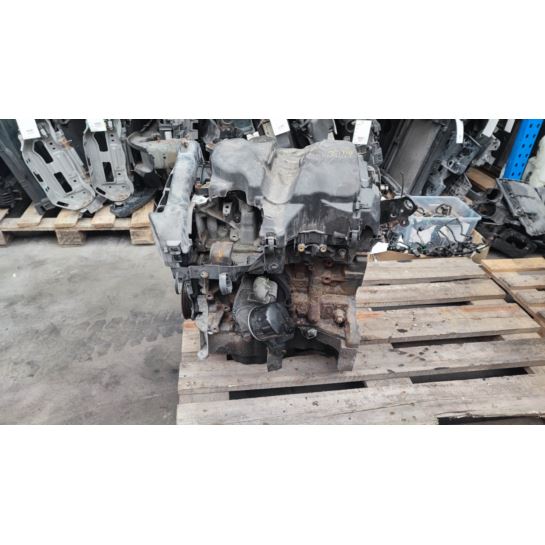 Silnik bez osprzętu Nissan Renault 1.5 DCI