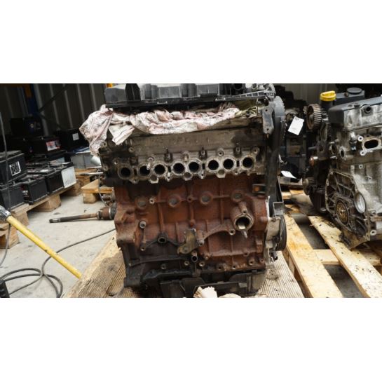 Silnik bez osprzętu Citroen Fiat Peugeot 2.0 HDI