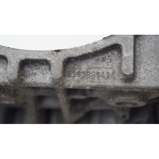 Wspornik alternatora Renault Nissan Dacia