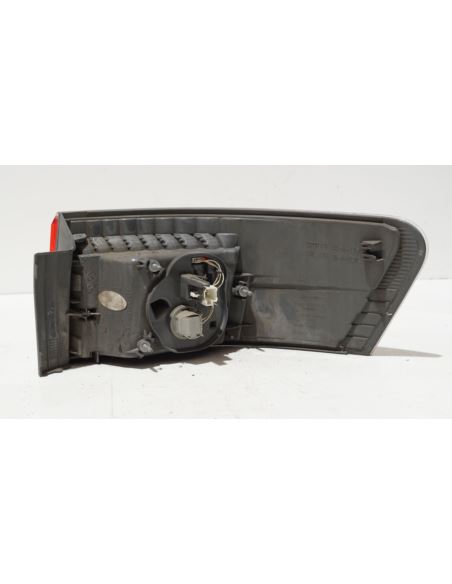 Lampa tylna lewa Toyota AVENSIS T27 09-11