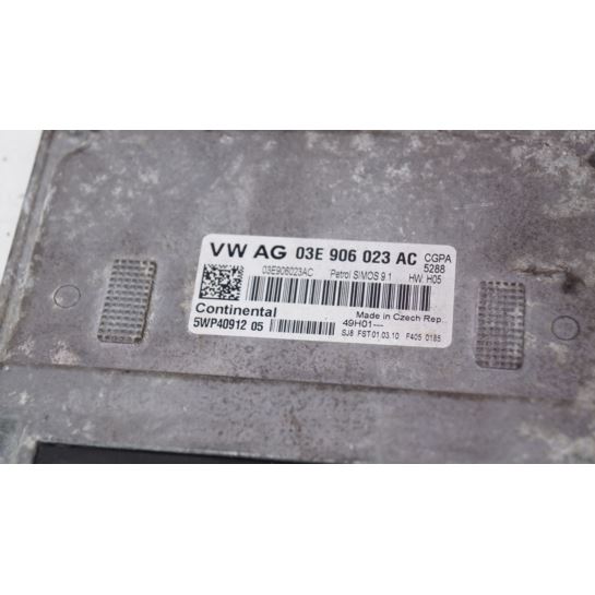 Komputer sterownik ECU Skoda FABIA II 1.2 B