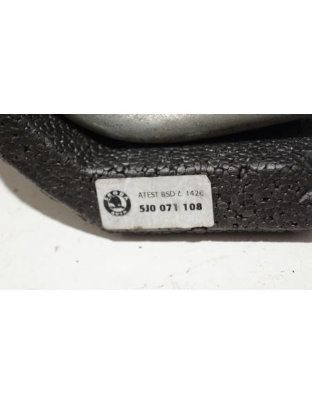 Styropian bagażnika Skoda FABIA II 5J0071108