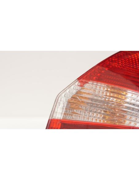 Lampa tylna prawa Volkswagen Skoda FABIA II kombi