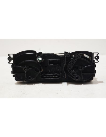 Panel nawiewu klimatyzacji Mitsubishi COLT 6966007