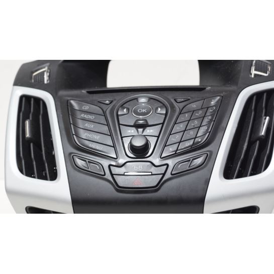 Panel sterowania radia Ford FOCUS MK3 AM5T18K811BE