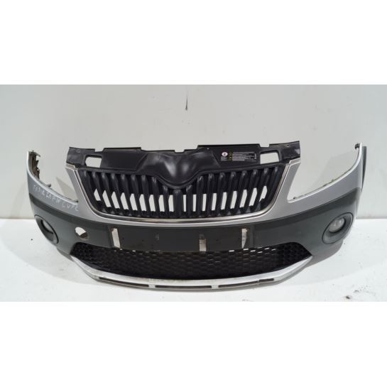 Zderzak przedni Skoda FABIA II lakier LA7W