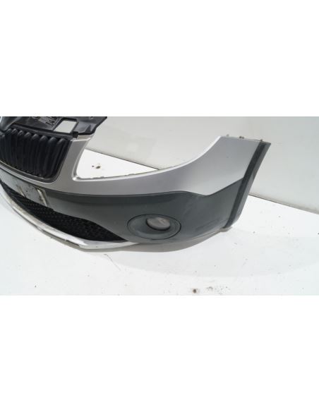 Zderzak przedni Skoda FABIA II lakier LA7W
