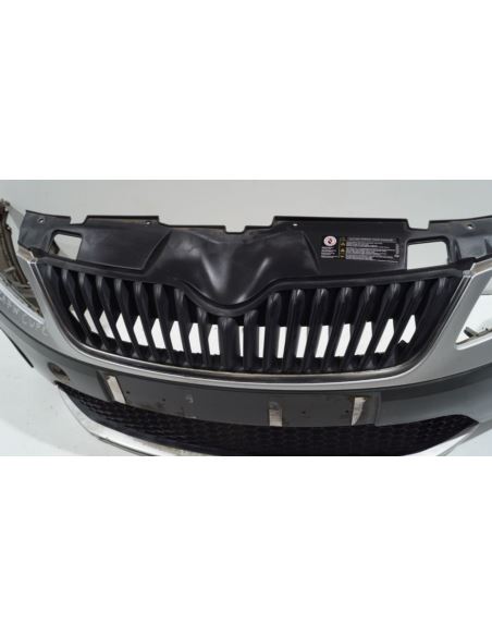 Zderzak przedni Skoda FABIA II lakier LA7W