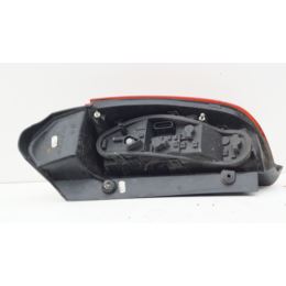 Lampa tylna lewa Mitsubishi Colt VI 8330A481 2