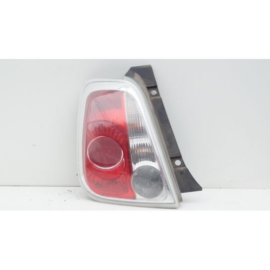 Lampa tył lewa Fiat 500 27043101