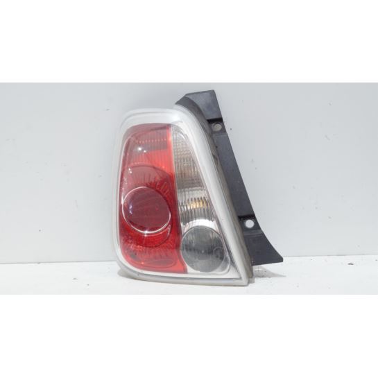 Lampa tył lewa Fiat 500 27043101