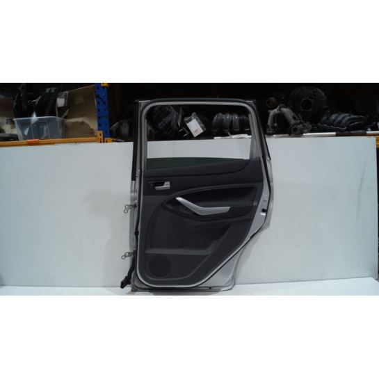 Drzwi tylne prawe Ford KUGA MK1 lakier 08
